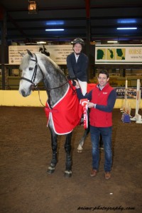 Catherine Thornton being presented with her rosettes at Cavan Eq after winning 2nd leg of the Tour