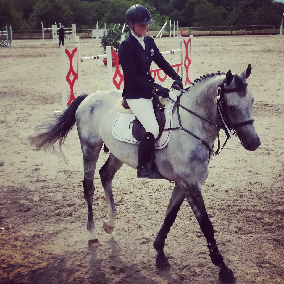 Jessica Burke win the Connolly’s RED Mills Spring Tour 080418 at